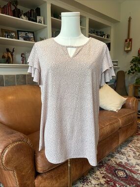 🌸3 FOR $20🌸 
 Adrianna Papell Blush Pink Dot Flutter Sleeve Top